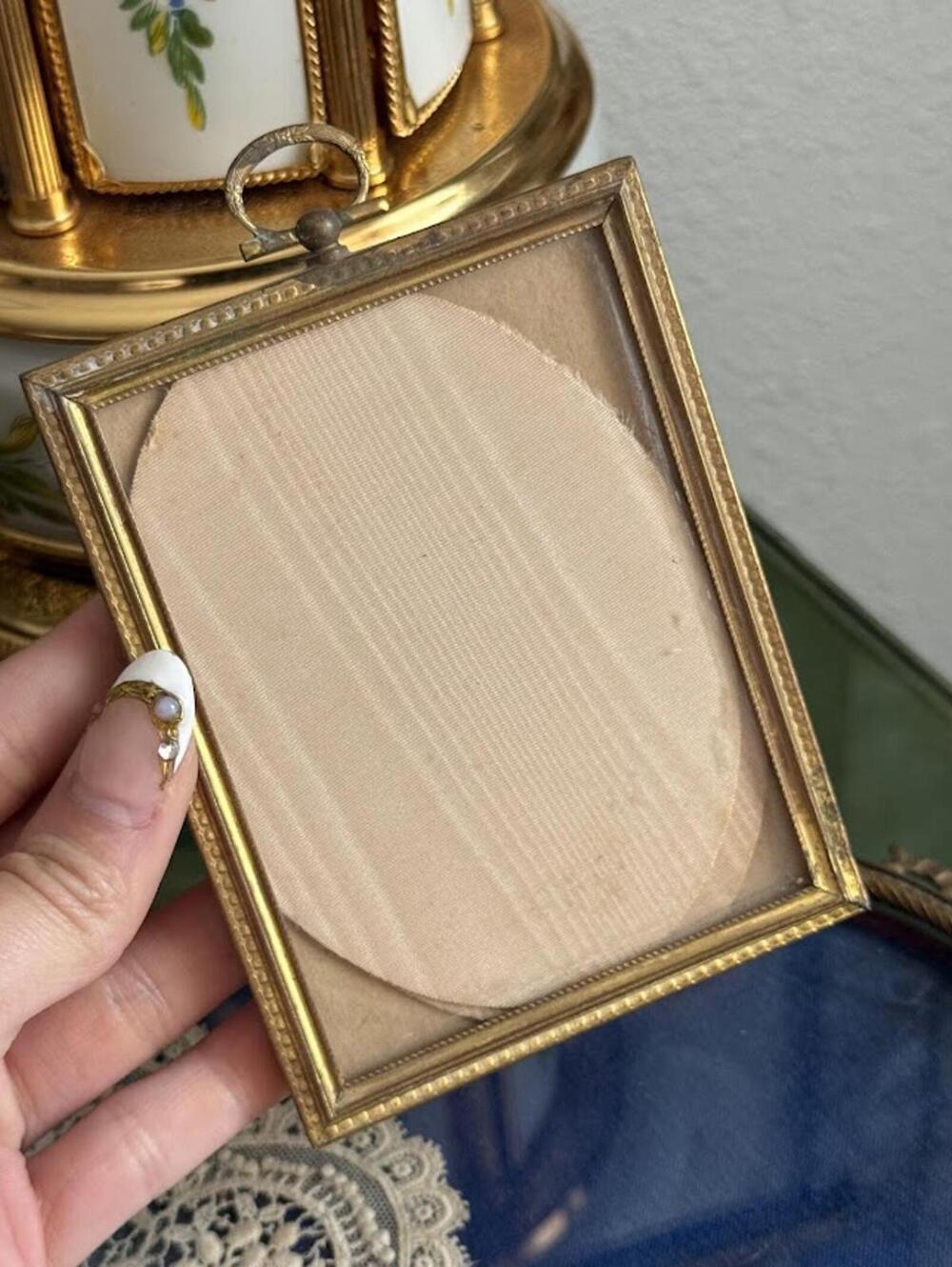 Vintage Antique Gold Metal Picture Frame